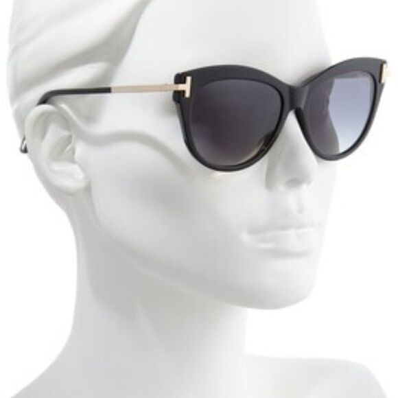 NEW Tom Ford FT0821/S KIRA 01D Black Polarized Gradient Cat Eye Women Sunglasses - Picture 11 of 13
